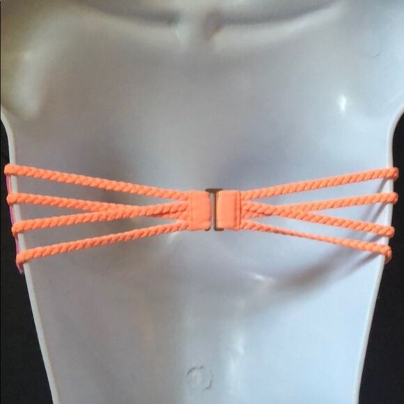 Victoria's Secret Underwire Padded Bikini Top - Picture 4 of 8